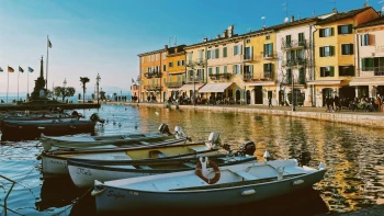 Guide to Lago di Garda. Kus Itálie, která se mění a&nbsp;překvapuje
