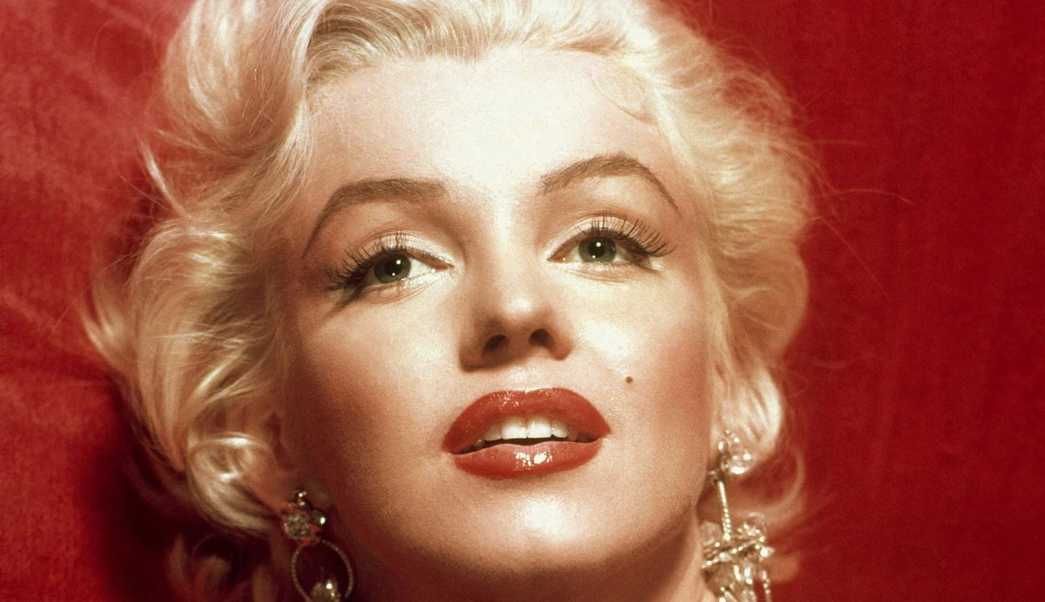 Sto let od narození Marilyn Monroe. Ikona, která změnila módu, film i&nbsp;kult celebrit