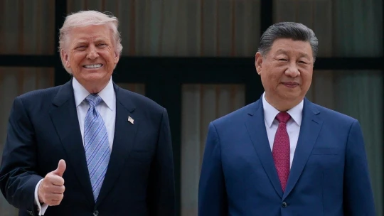 Velké ceremonie a&nbsp;minimum výsledků. Si a&nbsp;Trump zakončují třídenní summit