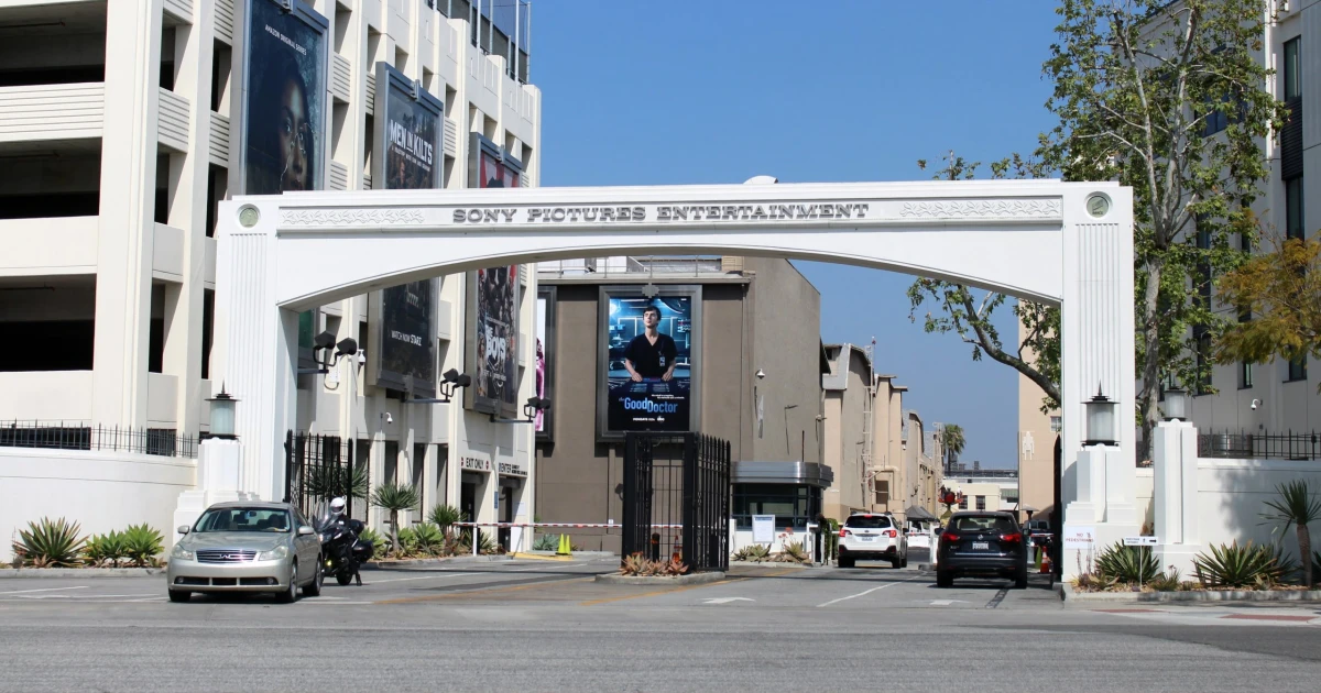 Písničky za čtyři miliardy dolarů. Sony ovládlo hudební impérium z dílny Blackstone