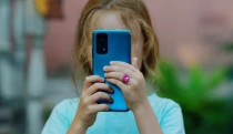 Co se stane, když dětem vezmete mobily? Ptali jsme se ředitelů nejprestižnějších škol