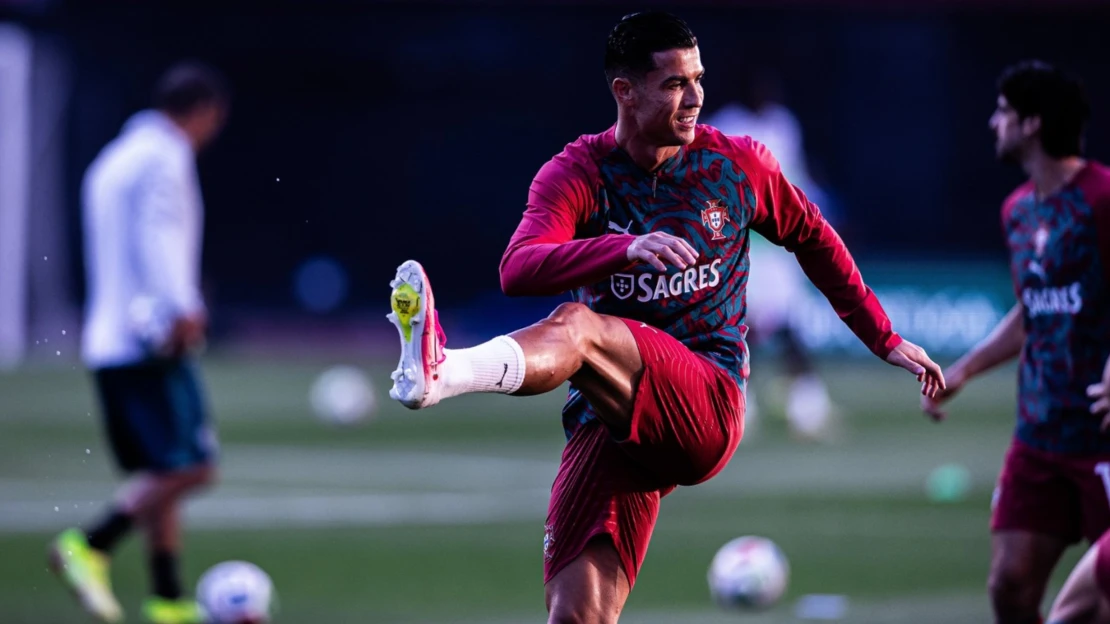 Ronaldo je dolarový miliardář. V Anglii ho odepsali, u Arabů kraluje 