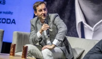 Evropa zjistila, že globalizace není nekonečná, říká miliardář Kratina z Accolade