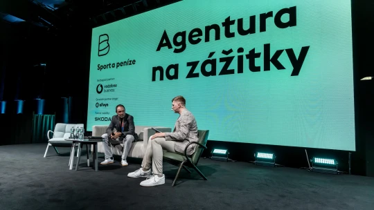 Ranní výběr: Největší byznysová akce Česka a&nbsp;nový Forbes se Svěráky