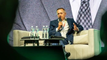 Máme to spočítané. Dědek vysvětluje, proč do Pardubic patří hala za dvanáct miliard