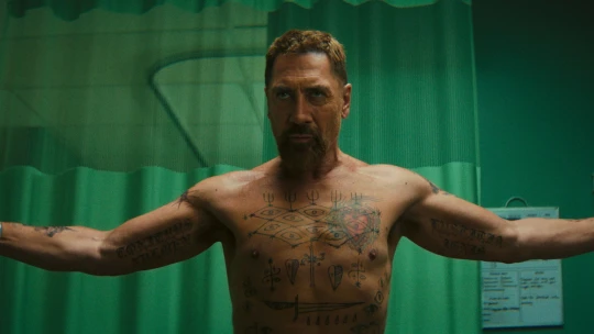 Od padoucha nesmíte odtrhnout oči, říká Javier Bardem. V novém thrilleru budí děs