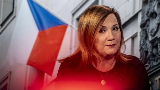 Schodek státního rozpočtu bude příští rok vyšší než letos, oznámila Schillerová