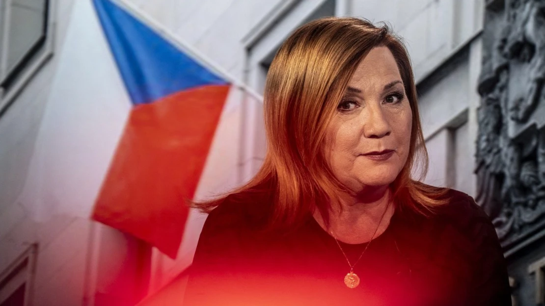 Schodek státního rozpočtu bude příští rok vyšší než letos, oznámila Schillerová