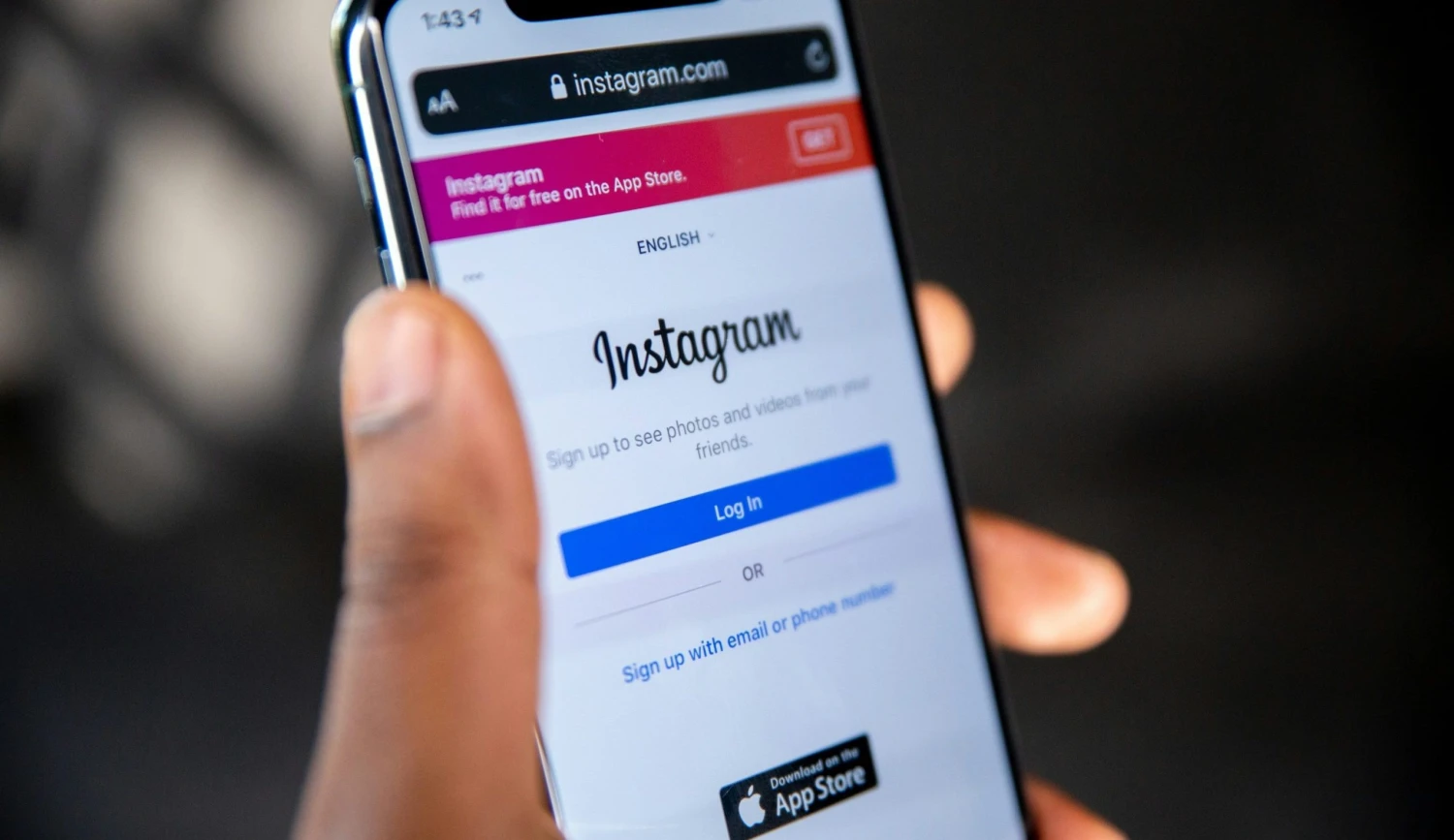 Meta se potýká s&nbsp;výpadky. Uživatelé po&nbsp;celém světě hlásí problémy s&nbsp;Instagramem i&nbsp;Facebookem