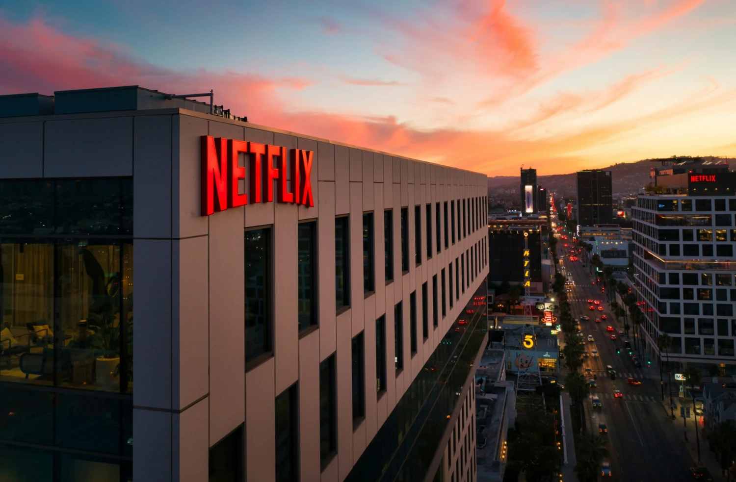 Režisér připravil Netflix o&nbsp;miliony. Za podvod dostal dva a&nbsp;půl roku vězení