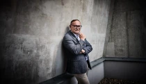 Kdo bude rozhodovat o vypnutí AI, ovládne svět, říká šéf Siemensu Palíšek