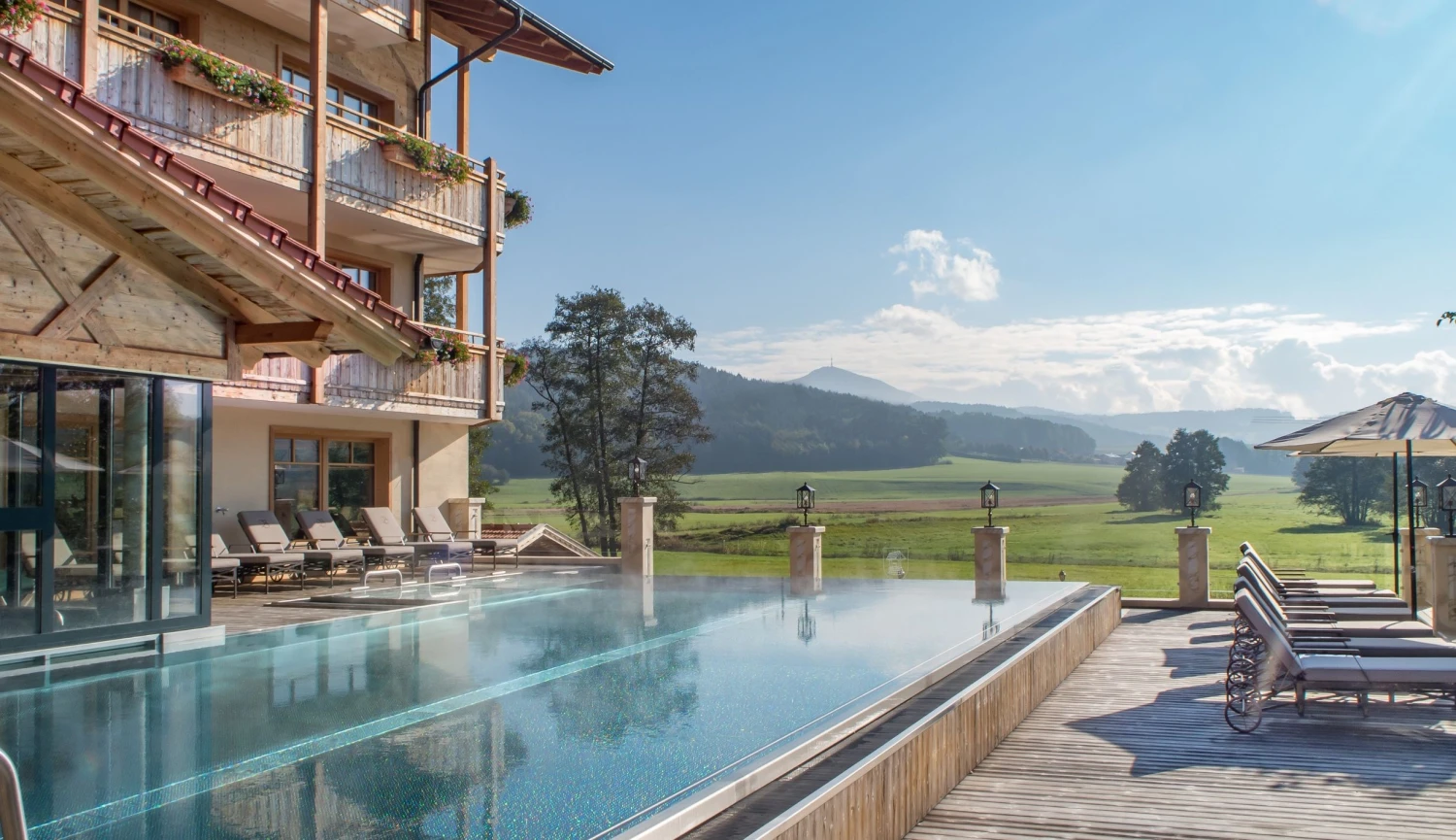 Češka našla za hranicemi nejen práci. Dnes pomáhá řídit rodinný wellness hotel
