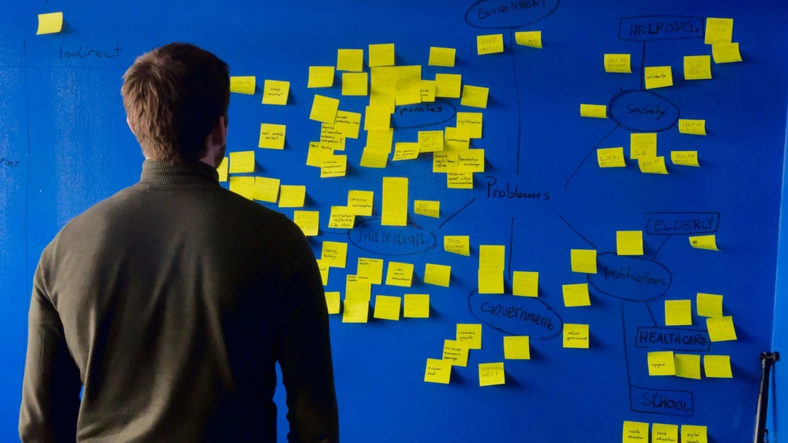 Žlutý papírek změnil svět. Příběh Post-it bločků začal nepovedeným vynálezem