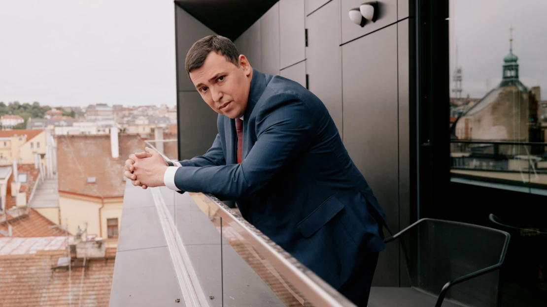 Muž, jemuž Richard Háva svěřil Omnipol. Jak vidí svět a byznys Artem Movsesyan?
