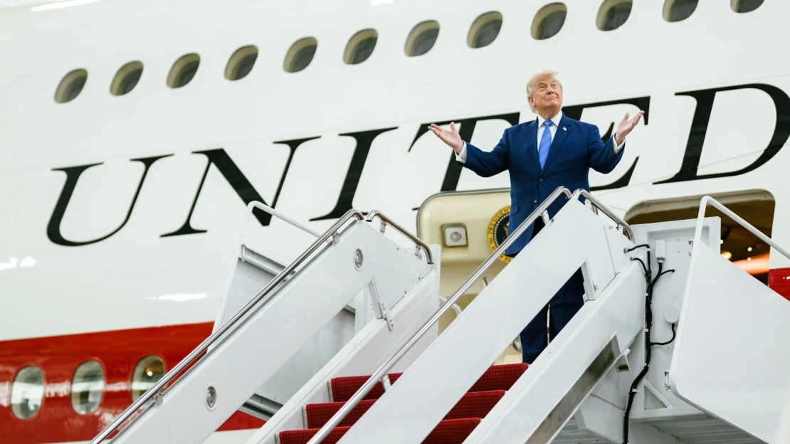 Trump za loňský rok vydělal miliardu dolarů na kryptu. Bitcoin přitom dříve kritizoval