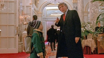 Zasloužilý umělec Donald Trump. Sedm sekund v Sám doma mu vydělává dodnes