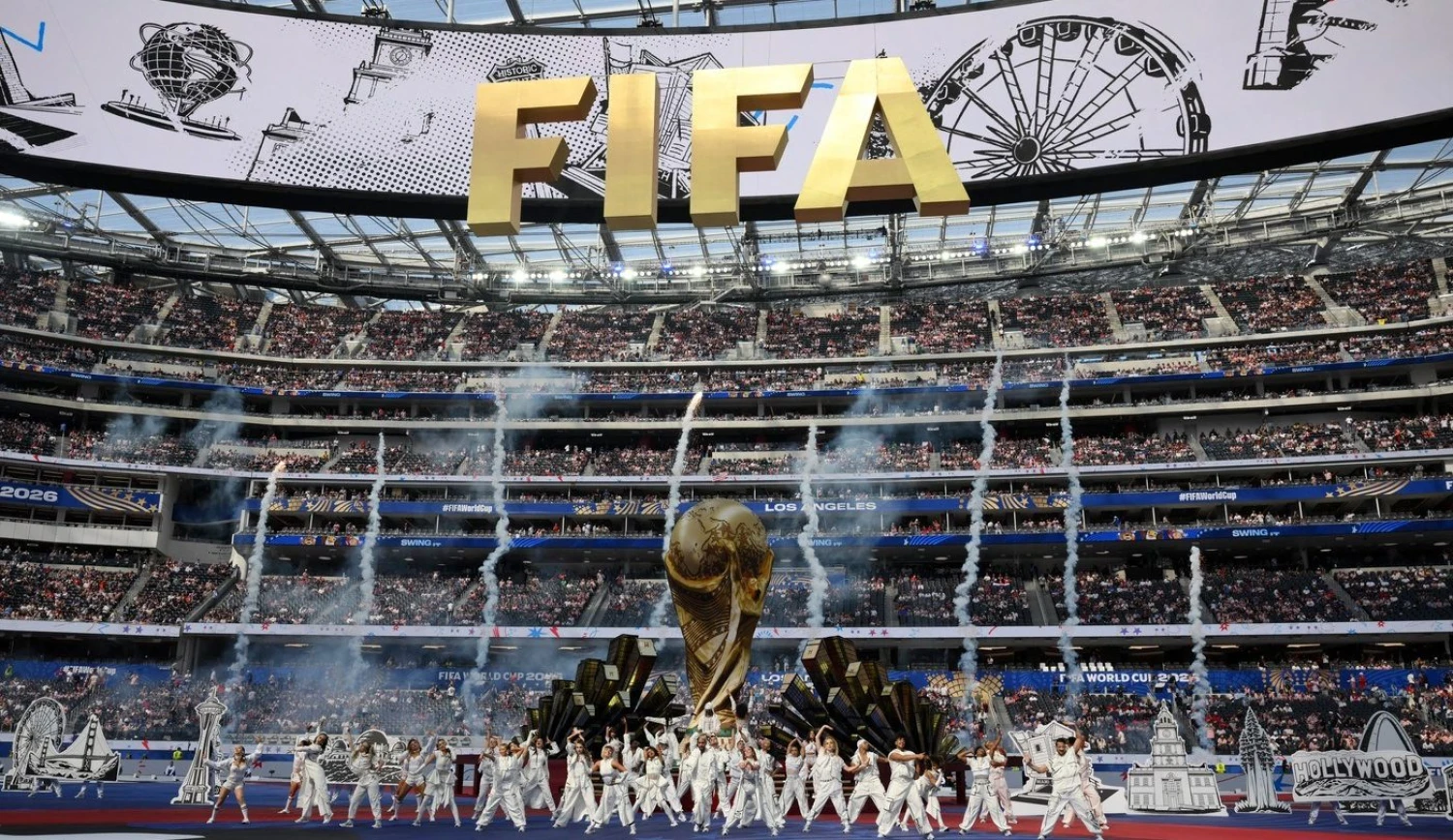 FIFA a&nbsp;ti druzí. Kdo je ekonomickým vítězem letošního mundialu?