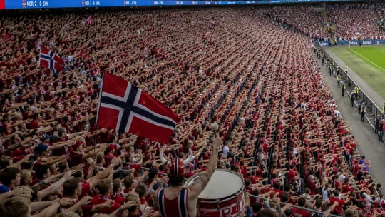 Ro! Jak se z nápadu norského učitele stal symbol fotbalového mistrovství světa