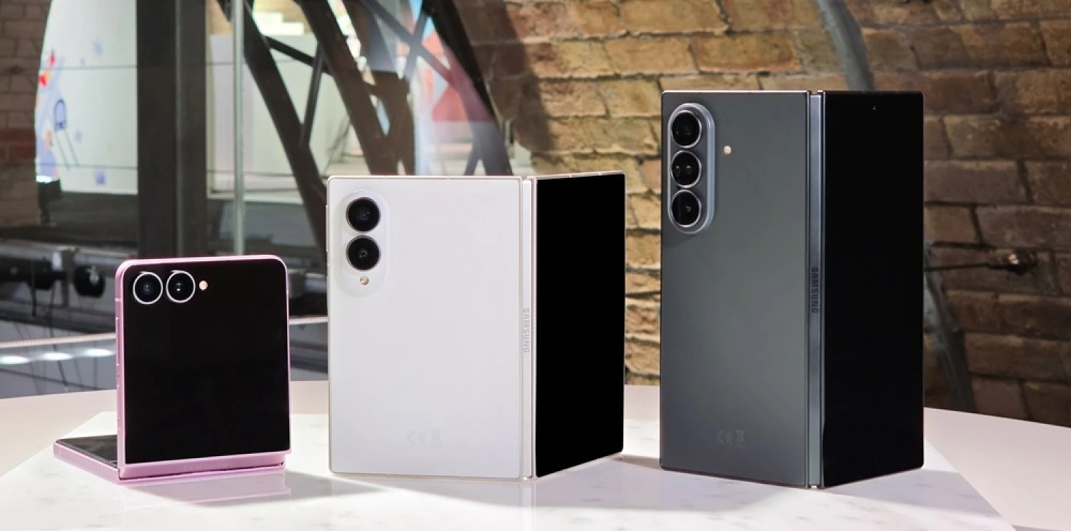 Samsung představil trojici nových skládacích telefonů Galaxy Z