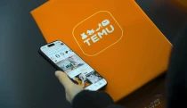 Začalo platit nové clo na balíčky z Číny. O kolik zdraží nákupy z Temu či&nbsp;Sheinu?