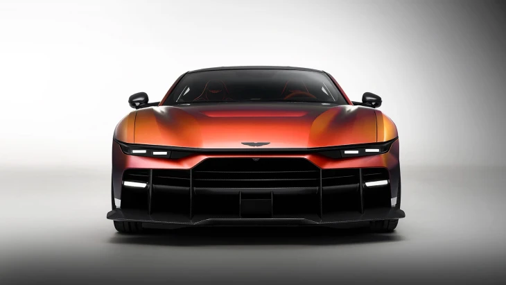 Aston Martin má novou lahůdku pro 150 zákazníků. Sází na dvanáct válců