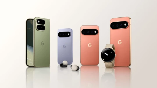 Google představil Pixel 11. Nové telefony lákají na více AI funkcí