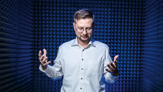 Čech mapuje neviditelný svět sítí. Jeho software chrání Airbus i&nbsp;baseballovou ligu