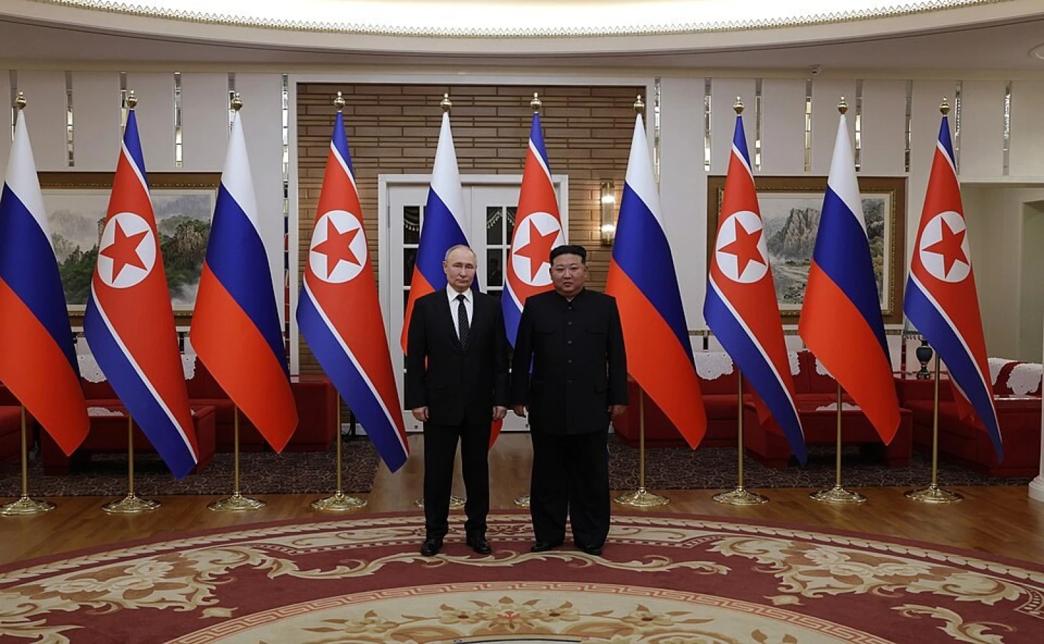 Týden na Ukrajině: Kim Čong-un utužuje vztahy s&nbsp;Putinem, Kyjev hlásí územní zisky