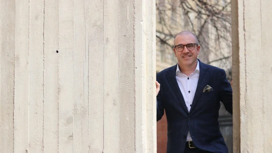 Na trhu investičních bytů je bublina. Hlavně u paneláků, varuje expert Roček