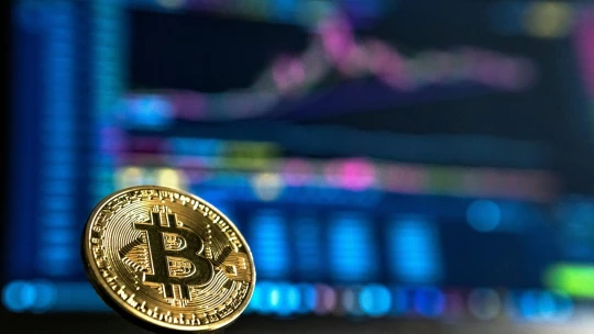 Hackeři vysáli síť napojenou na bitcoin. Zbylo v&nbsp;ní pět procent veškerých rezerv