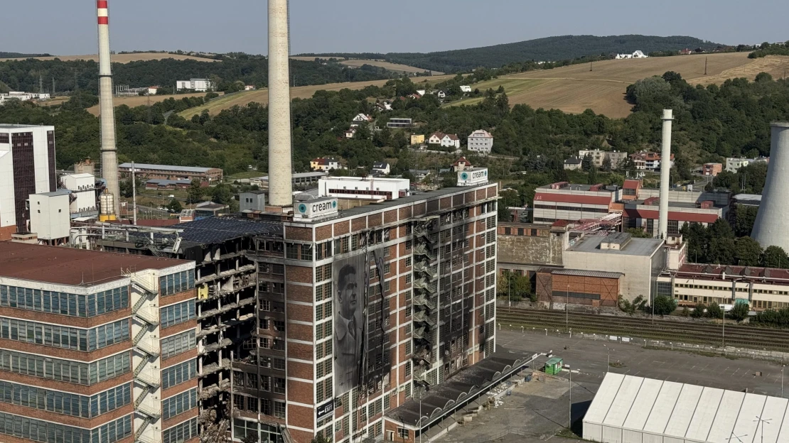 Konec bojů o&nbsp;baťovské torzo. Z&nbsp;budovy číslo 34 ve Zlíně nezbude nic, bourat se začne v&nbsp;pondělí