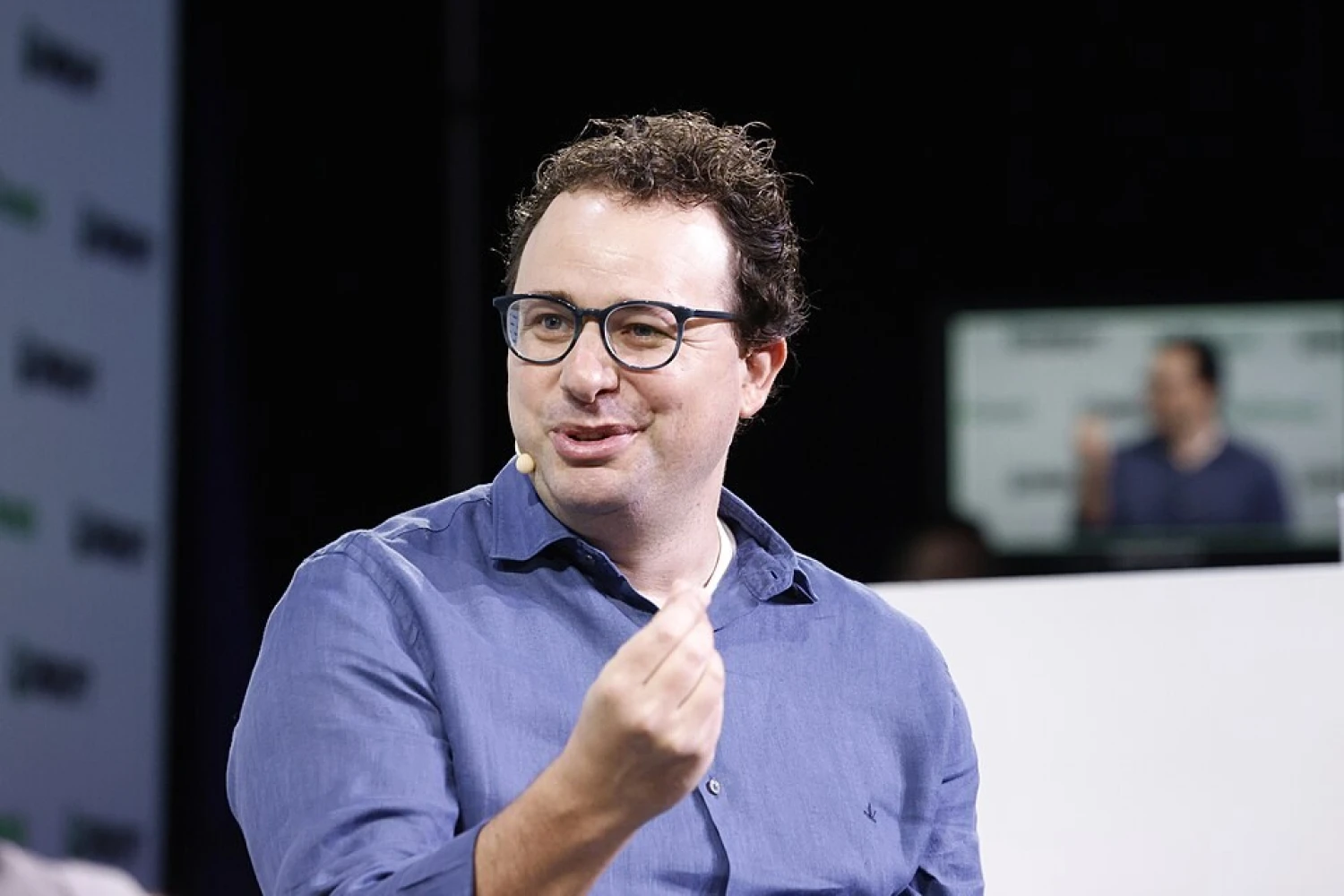 Anthropic se na rozdíl od OpenAI burzy nebojí. Investorům slibuje zisk i&nbsp;ve třetím čtvrtletí