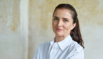 Byli s&nbsp;námi třicet let a&nbsp;teď dostali výpověď. Bolí to, ale svět se změnil, říká Kornfeilová