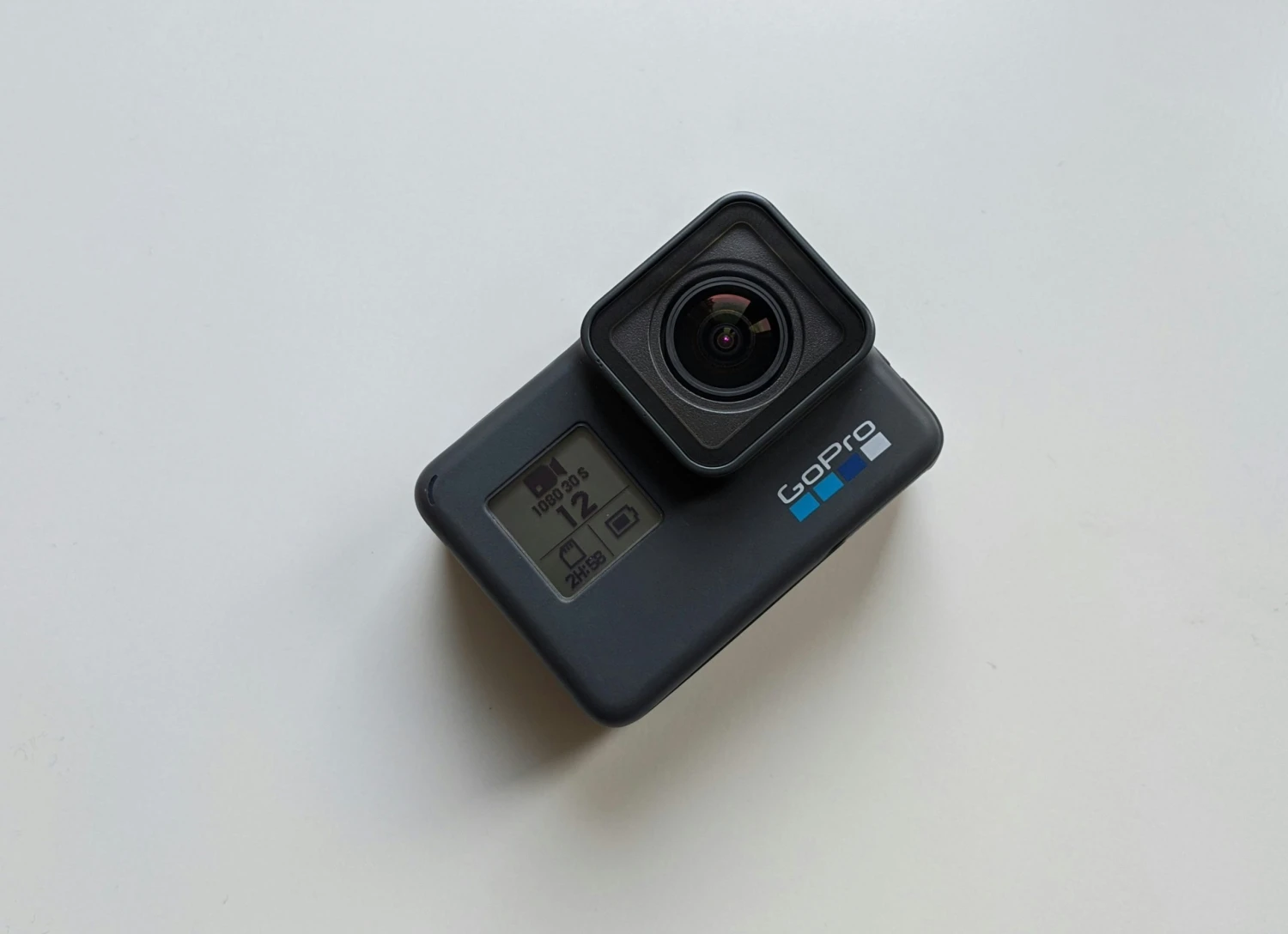 GoPro prodává většinu firmy za 285 milionů dolarů. Akcie vystřelily o&nbsp;čtyřicet procent