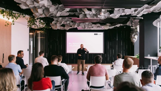 Poradu za vás může absolvovat digitální dvojník, říká Jan Hanuš z&nbsp;Notina