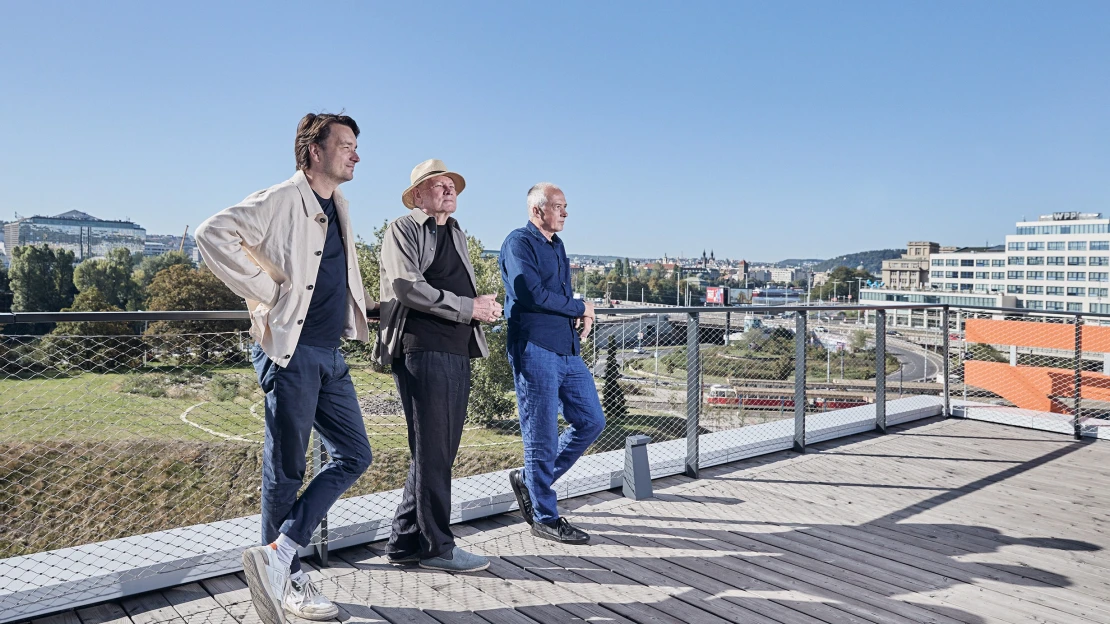 Mistři řemesla. S&nbsp;architekty Chybíkem, Ciglerem a&nbsp;Pleskotem v&nbsp;diskuzi nad Prahou